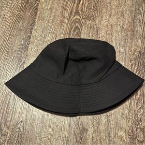 Black Bucket Hat